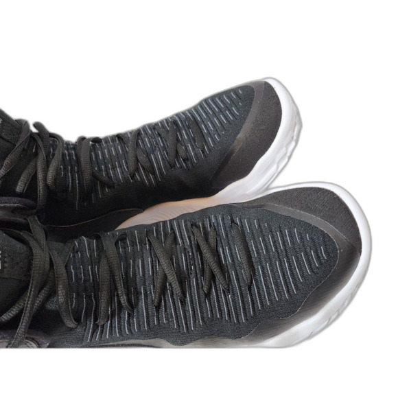 Under Armour Women's Flow Highlight Ace Volleyball Shoe size 12 black white - Picture 8 of 14